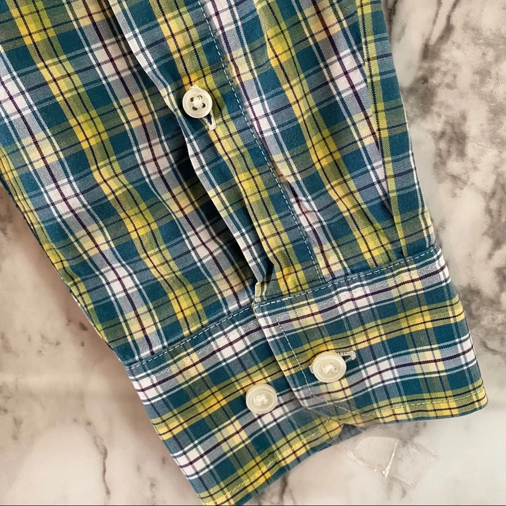 Banana Republic Green and Blue Plaid Button Down Long Sleeve Shirt